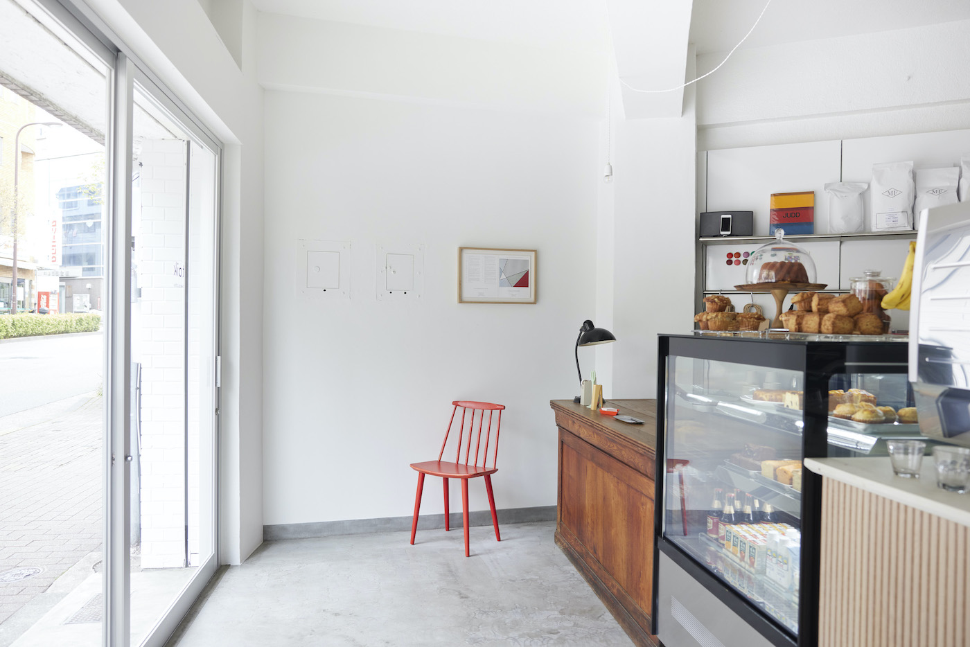 bake&coffee taik-ベイク&コーヒー　タイク カフェ タルト、ケーキ、ランチ、テイクアウト用ショーケース